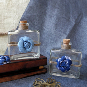 Blue Flower Glass Bottle YD-BOT-013