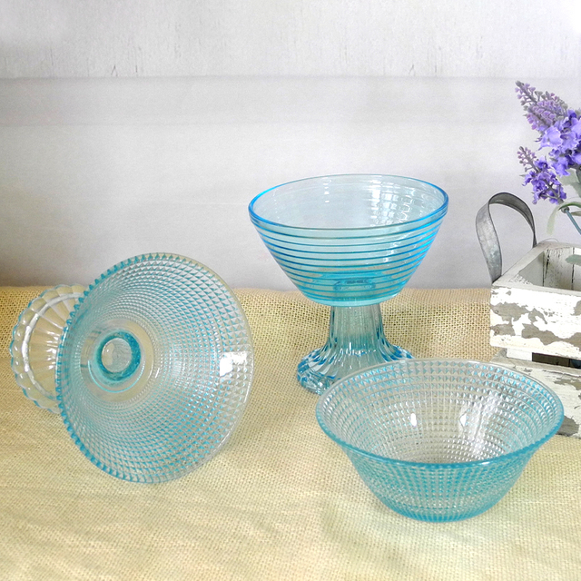 Blue Relief Pattern Bowl with Base YD-BOW-001