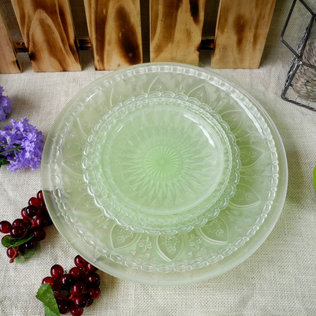 Green Embossed Dinner Plate YD-PTE-011