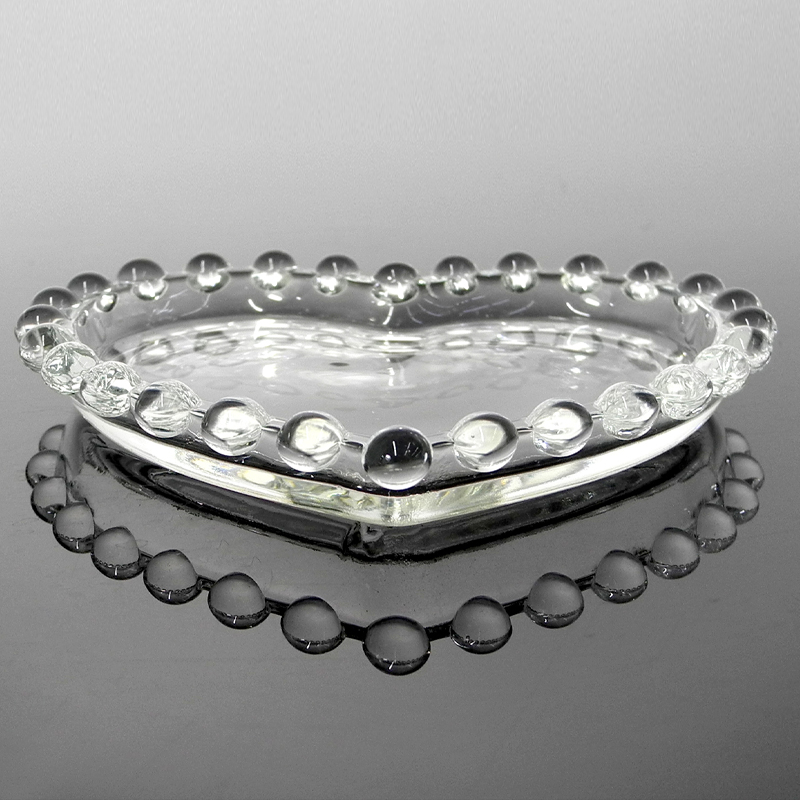 Heart-shaped Glass Plate YD-GLSP-008
