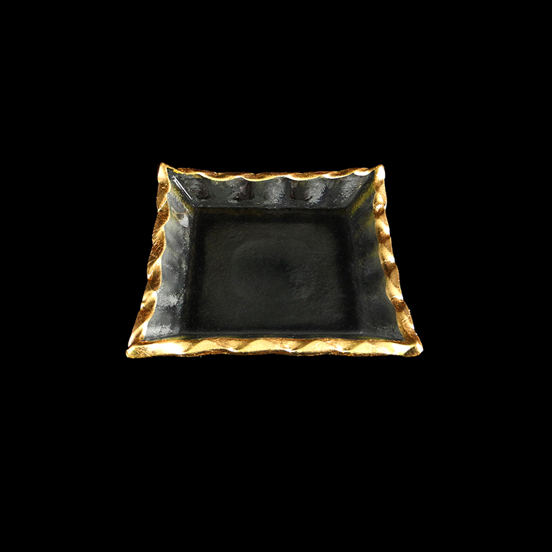 Square Ruffled Gold-painted Hot-bent Plate YD-HBP-034