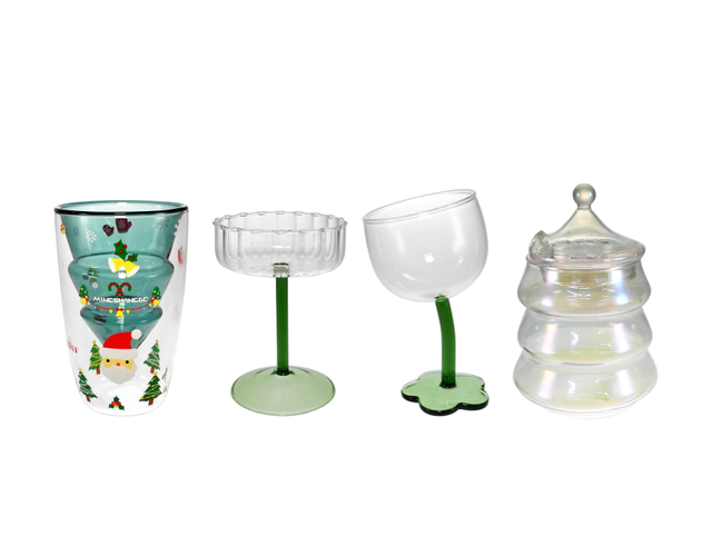Christmas Santa Claus Themed Alien-shaped Borosilicate Glass Cup YD-CPU-131